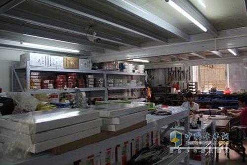 开瑞绿卡 五金交电配送行业的智能化革新与研发突破